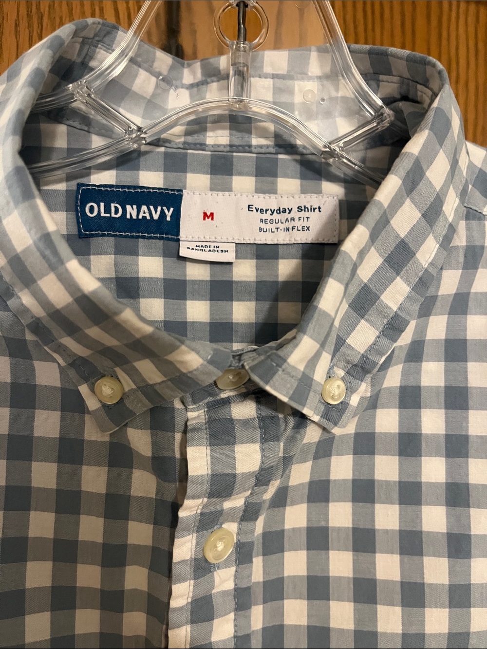 Set of 2 Old Navy Men’s Sz M Everyday Regular Fit Shirts Blue and White - Picture 4 of 7